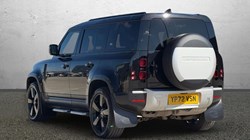 2022 (72) LAND ROVER DEFENDER 3.0 D250 SE 110 5dr Auto 5253895