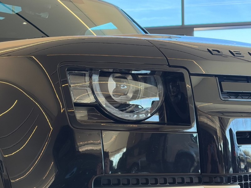 2022 (72) LAND ROVER DEFENDER 3.0 D250 SE 110 5dr Auto 5253911