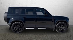 2022 (72) LAND ROVER DEFENDER 3.0 D250 SE 110 5dr Auto 5253898