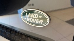 2022 (72) LAND ROVER DEFENDER 3.0 D250 SE 110 5dr Auto 5253942