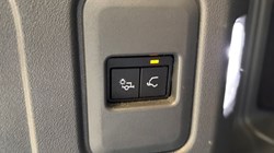 2022 (72) LAND ROVER DEFENDER 3.0 D250 SE 110 5dr Auto 5253937