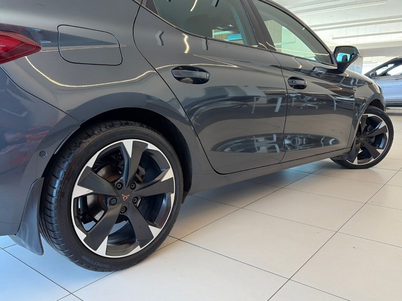 2024 (24) CUPRA LEON 1.5 eTSI V1 5dr DSG 5251272