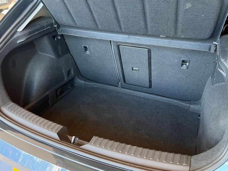 2024 (24) CUPRA LEON 1.5 eTSI V1 5dr DSG 5251264