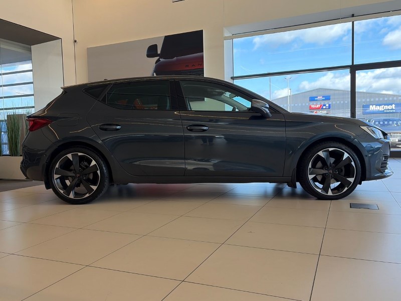 2024 (24) CUPRA LEON 1.5 eTSI V1 5dr DSG 5251279