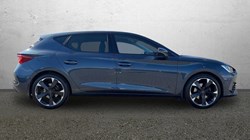 2024 (24) CUPRA LEON 1.5 eTSI V1 5dr DSG 5251232