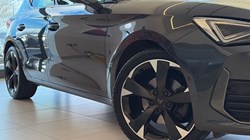 2024 (24) CUPRA LEON 1.5 eTSI V1 5dr DSG 5251268