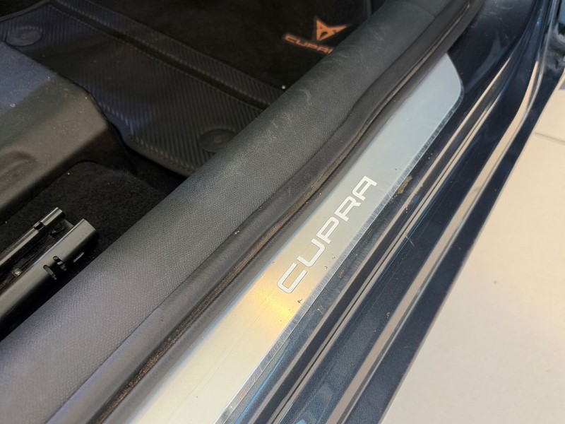 2024 (24) CUPRA LEON 1.5 eTSI V1 5dr DSG 5251263