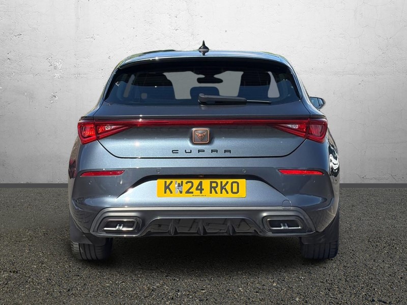 2024 (24) CUPRA LEON 1.5 eTSI V1 5dr DSG 5251233