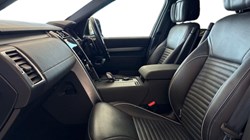 2023 (23) LAND ROVER DISCOVERY 3.0 D300 R-Dynamic HSE 5dr Auto 5240866