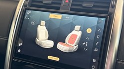 2023 (23) LAND ROVER DISCOVERY 3.0 D300 R-Dynamic HSE 5dr Auto 5240897