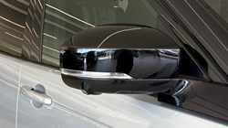 2023 (23) LAND ROVER DISCOVERY 3.0 D300 R-Dynamic HSE 5dr Auto 5240913