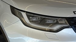 2023 (23) LAND ROVER DISCOVERY 3.0 D300 R-Dynamic HSE 5dr Auto 5240880