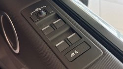 2023 (23) LAND ROVER DISCOVERY 3.0 D300 R-Dynamic HSE 5dr Auto 5240886