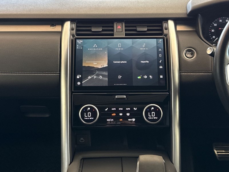 2023 (23) LAND ROVER DISCOVERY 3.0 D300 R-Dynamic HSE 5dr Auto 5240877