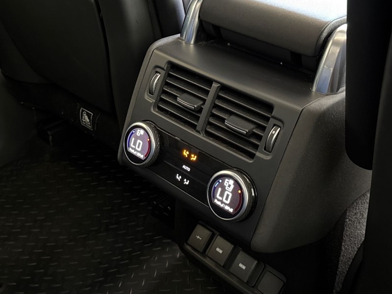 2023 (23) LAND ROVER DISCOVERY 3.0 D300 R-Dynamic HSE 5dr Auto 5240881