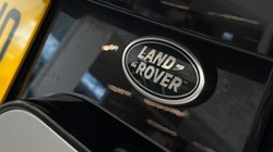 2023 (23) LAND ROVER DISCOVERY 3.0 D300 R-Dynamic HSE 5dr Auto 5240908