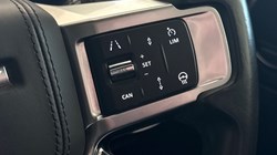 2023 (23) LAND ROVER DISCOVERY 3.0 D300 R-Dynamic HSE 5dr Auto 5240892