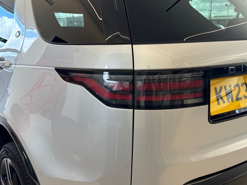 2023 (23) LAND ROVER DISCOVERY 3.0 D300 R-Dynamic HSE 5dr Auto 5240882