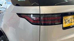 2023 (23) LAND ROVER DISCOVERY 3.0 D300 R-Dynamic HSE 5dr Auto 5240882