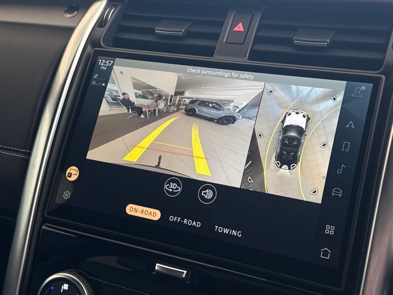 2023 (23) LAND ROVER DISCOVERY 3.0 D300 R-Dynamic HSE 5dr Auto 5240875