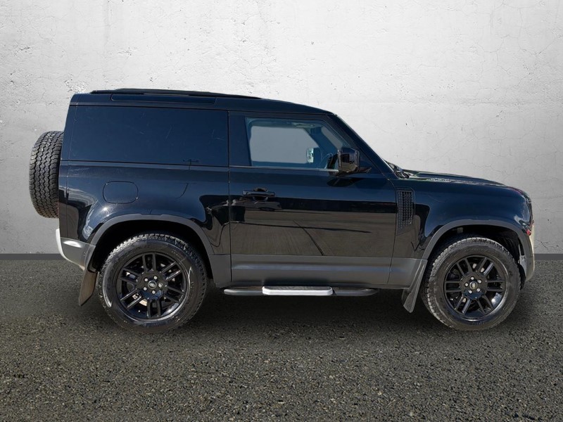 2023 (23) LAND ROVER COMMERCIAL DEFENDER 3.0 D250 Hard Top SE Auto 5240982