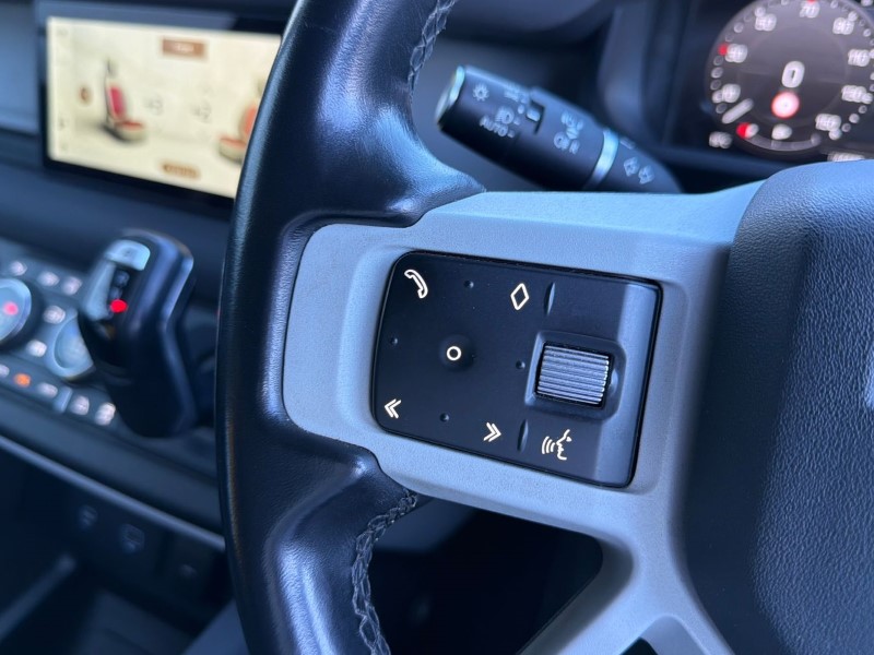 2023 (23) LAND ROVER COMMERCIAL DEFENDER 3.0 D250 Hard Top SE Auto 5241005