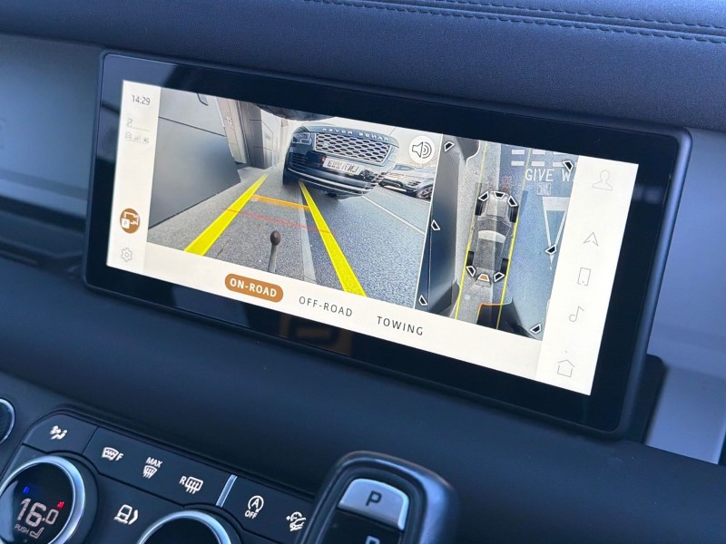 2023 (23) LAND ROVER COMMERCIAL DEFENDER 3.0 D250 Hard Top SE Auto 5240989