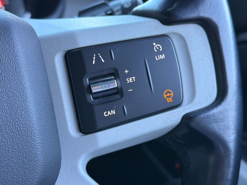 2023 (23) LAND ROVER COMMERCIAL DEFENDER 3.0 D250 Hard Top SE Auto 5241004