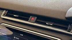 2019 (19) LAND ROVER RANGE ROVER VELAR 2.0 D180 R-Dynamic SE 5dr Auto 5235855