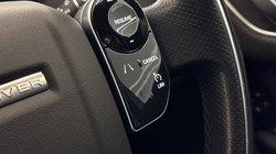 2019 (19) LAND ROVER RANGE ROVER VELAR 2.0 D180 R-Dynamic SE 5dr Auto 5235850