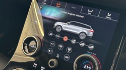 2019 (19) LAND ROVER RANGE ROVER VELAR 2.0 D180 R-Dynamic SE 5dr Auto 5235853