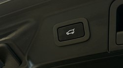 2019 (19) LAND ROVER RANGE ROVER VELAR 2.0 D180 R-Dynamic SE 5dr Auto 5235859