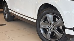 2021 (21) LAND ROVER RANGE ROVER VELAR 2.0 D200 R-Dynamic S 5dr Auto 5246633