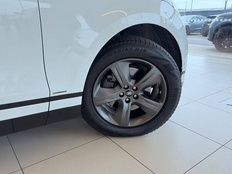 2021 (21) LAND ROVER RANGE ROVER VELAR 2.0 D200 R-Dynamic S 5dr Auto 5246638