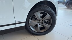 2021 (21) LAND ROVER RANGE ROVER VELAR 2.0 D200 R-Dynamic S 5dr Auto 5246638