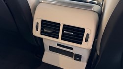 2021 (21) LAND ROVER RANGE ROVER VELAR 2.0 D200 R-Dynamic S 5dr Auto 5246608