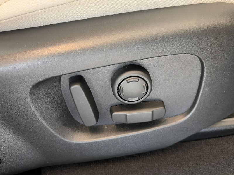 2021 (21) LAND ROVER RANGE ROVER VELAR 2.0 D200 R-Dynamic S 5dr Auto 5246613