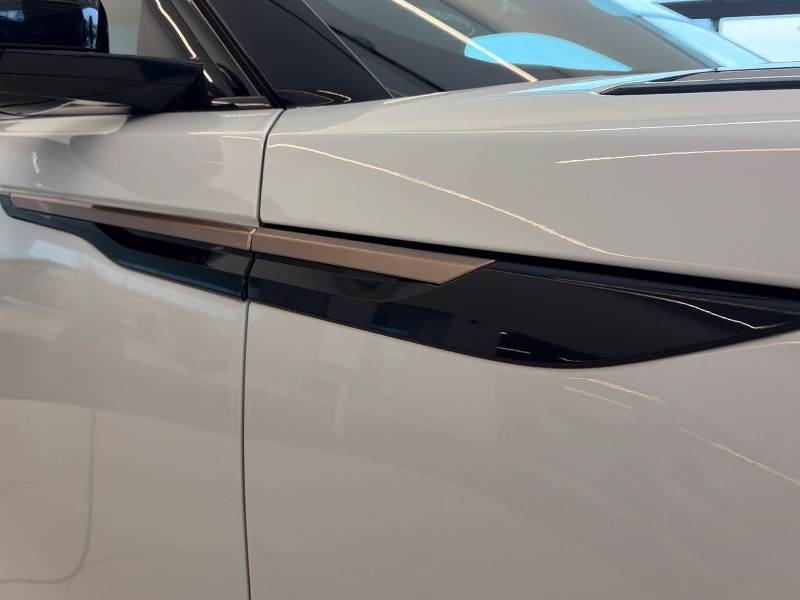 2021 (21) LAND ROVER RANGE ROVER VELAR 2.0 D200 R-Dynamic S 5dr Auto 5246642