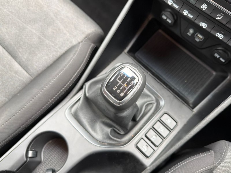 2018 (68) HYUNDAI TUCSON 1.6 GDi SE Nav 5dr 2WD 5246956