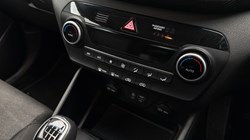 2018 (68) HYUNDAI TUCSON 1.6 GDi SE Nav 5dr 2WD 5246972