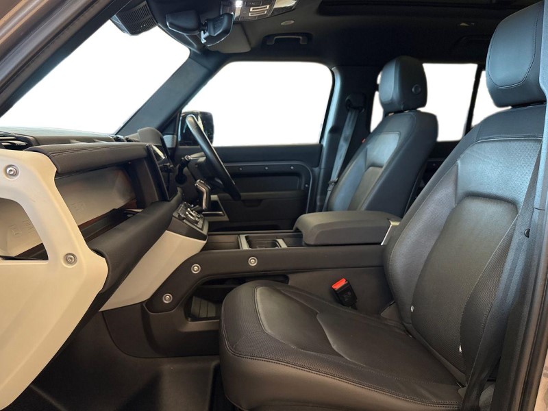 2023 (23) LAND ROVER DEFENDER 3.0 D300 X-Dynamic SE 130 5dr Auto [8 Seat] 5241333