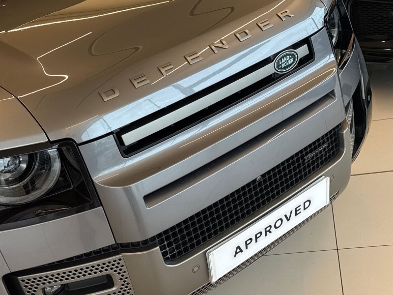 2023 (23) LAND ROVER DEFENDER 3.0 D300 X-Dynamic SE 130 5dr Auto [8 Seat] 5241372