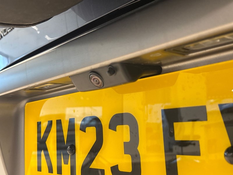 2023 (23) LAND ROVER DEFENDER 3.0 D300 X-Dynamic SE 130 5dr Auto [8 Seat] 5241370