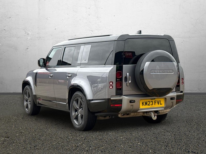 2023 (23) LAND ROVER DEFENDER 3.0 D300 X-Dynamic SE 130 5dr Auto [8 Seat] 5241332