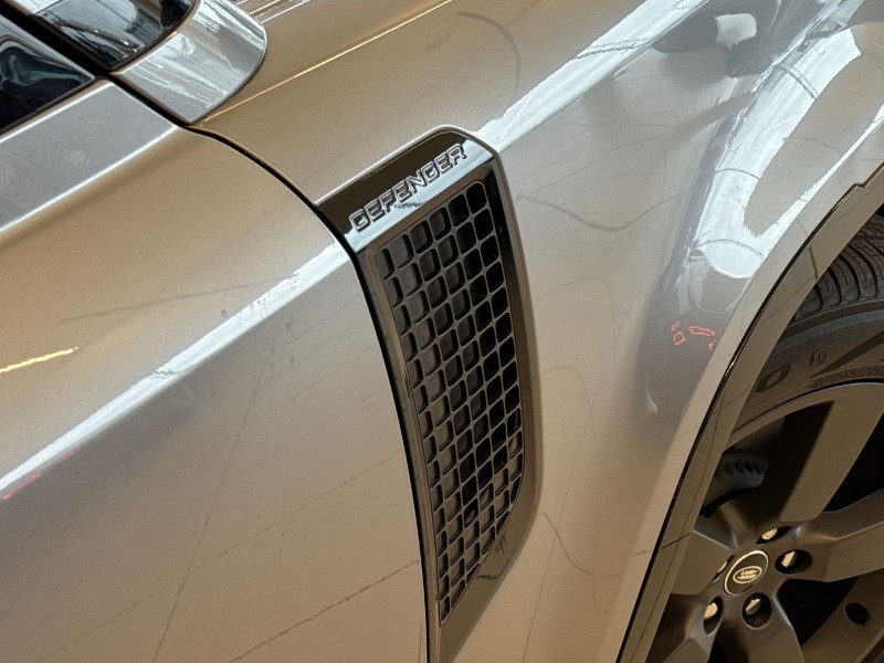 2023 (23) LAND ROVER DEFENDER 3.0 D300 X-Dynamic SE 130 5dr Auto [8 Seat] 5241350