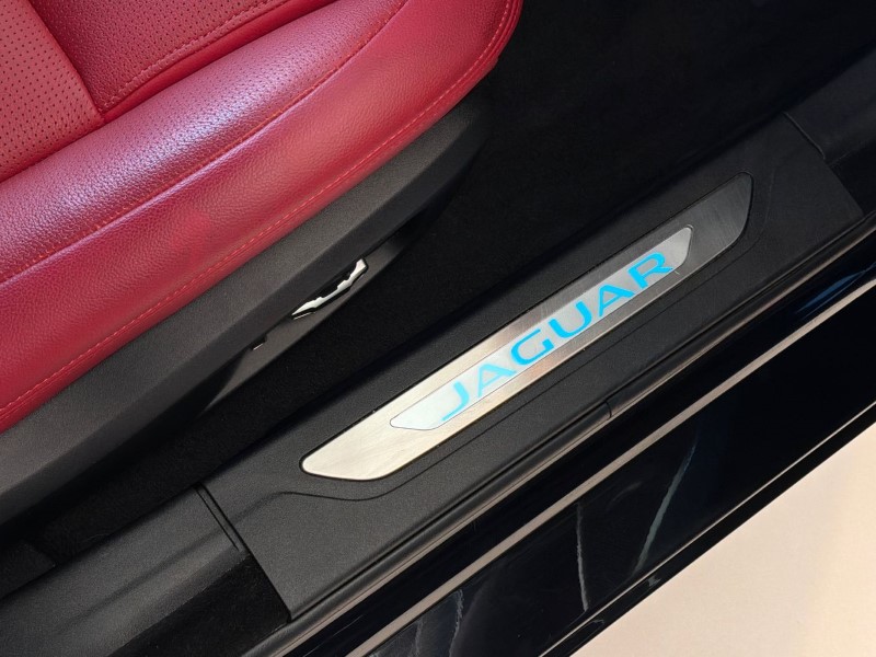 2023 (72) JAGUAR XF 2.0 D200 R-Dynamic SE 4dr Auto 5251058
