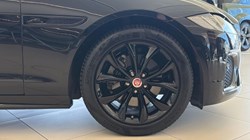 2023 (72) JAGUAR XF 2.0 D200 R-Dynamic SE 4dr Auto 5251030