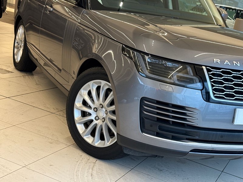 2020 (70) LAND ROVER RANGE ROVER 2.0 P400e Vogue 4dr Auto 5268865