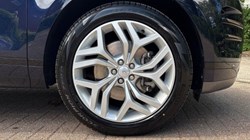 2022 (22) LAND ROVER RANGE ROVER EVOQUE 2.0 D200 R-Dynamic SE 5dr Auto 5555572