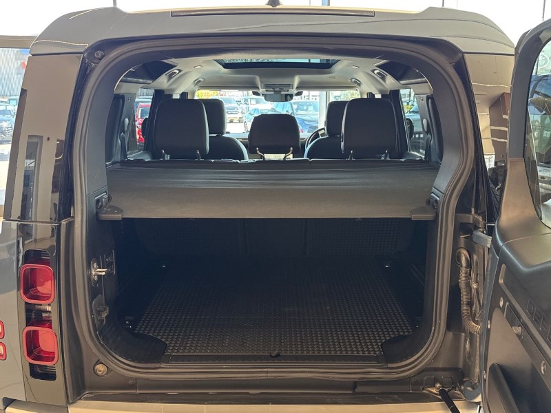 2023 (23) LAND ROVER DEFENDER 3.0 D250 SE 110 5dr Auto 5279277